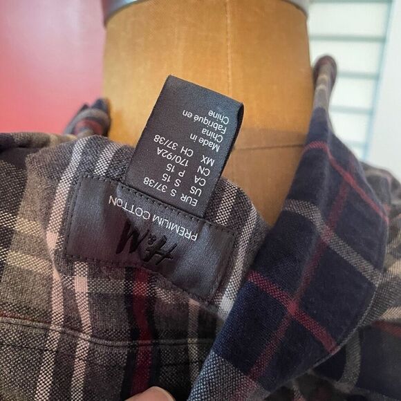 H&M | red gray multicolor plaid button up shirt S - Picture 5 of 7